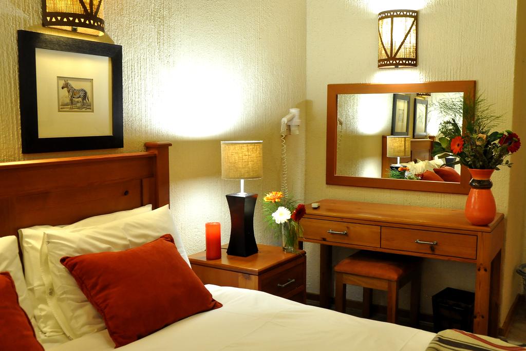 Khutso Lapeng - Kruger Park Lodge - Image 31