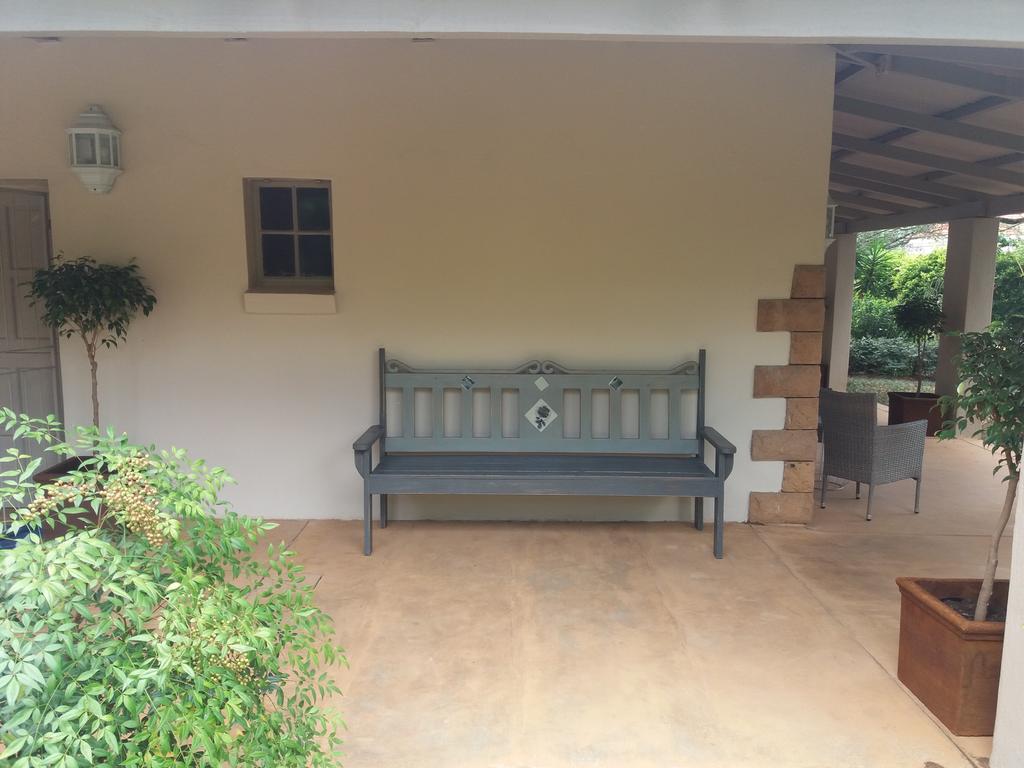 Kruger Park House - Image 17