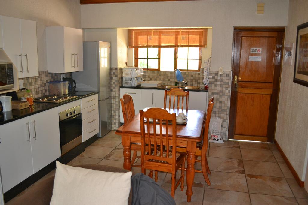Kruger Park Lodge - Golf Safari SA - Image 11