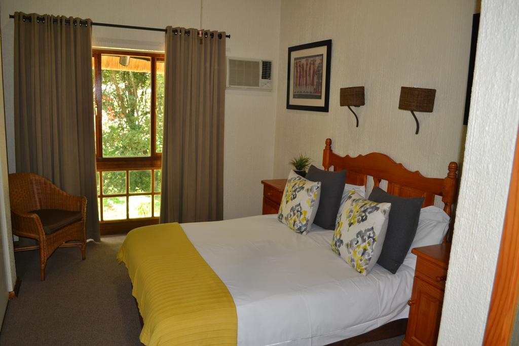 Kruger Park Lodge - Golf Safari SA - Image 22