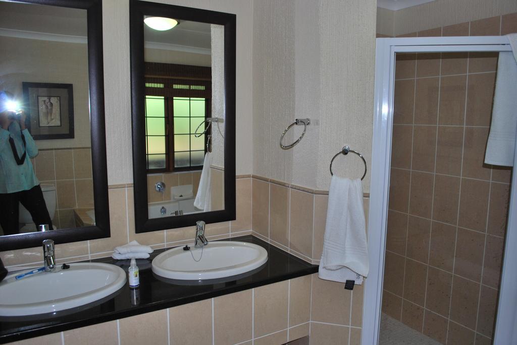 Kruger Park Retreat - Image 8